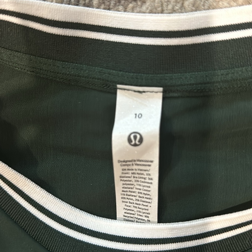 LULULEMON Varsity Scoop-Neck Cropped Tennis Tank Top Medium Support, B/C NWT - Picture 10 of 14